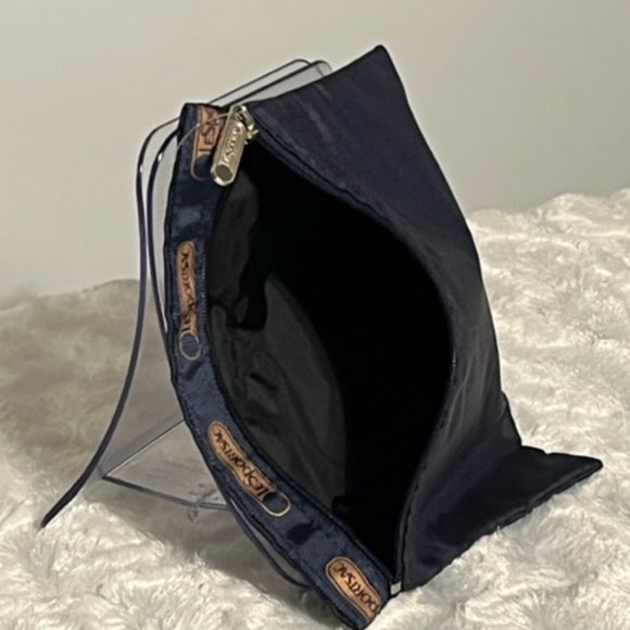 Le SPORTSAC Navy Blue Cosmetic Or General Purpose Pouch NWOT - Picture 5 of 6